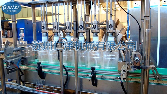直線灌裝機